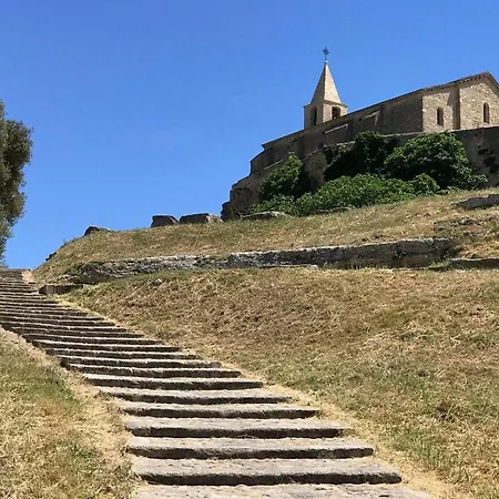 Charmante Maison De Avec Jardin, Terrasse Et Terrain De Petanque Сasa de vacaciones *